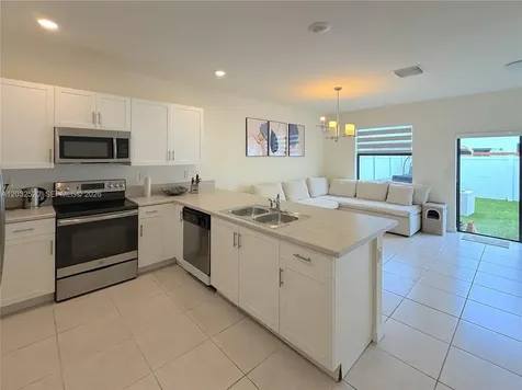 10606 W 32nd Lane Hialeah FL 33018