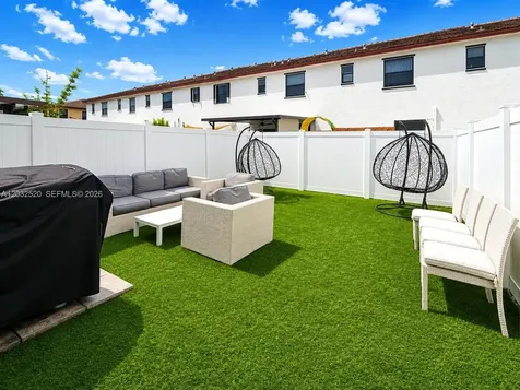 10606 W 32nd Lane Hialeah FL 33018