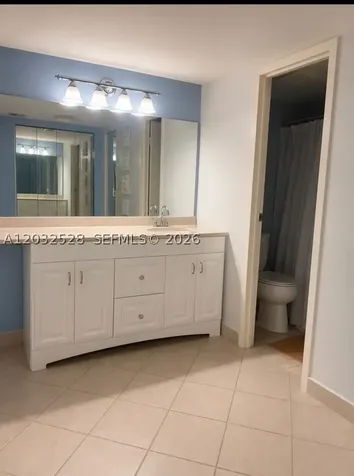 3675 N Country Club Drive Aventura FL 33180