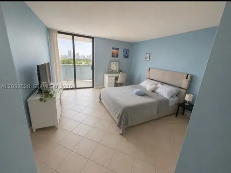 3675 N Country Club Drive Aventura FL 33180