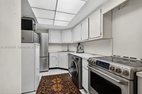2901 S Bayshore Drive Miami FL 33133