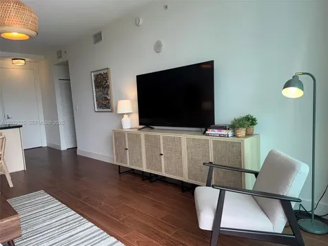 79 SW 12th Street Miami FL 33130