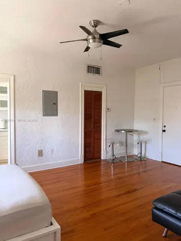 900 16th Street Miami Beach FL 33139