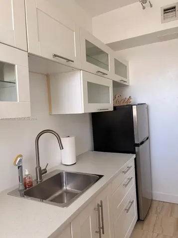 900 16th Street Miami Beach FL 33139