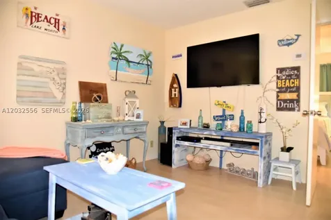 1008 N 18 Avenue Lake Worth FL 33460