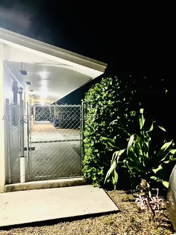1008 N 18 Avenue Lake Worth FL 33460