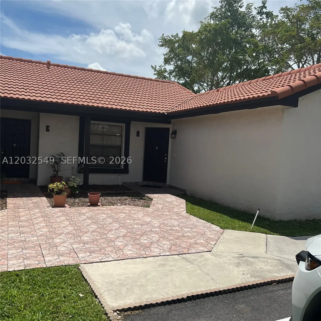 15272 SW 46th Lane Miami FL 33185