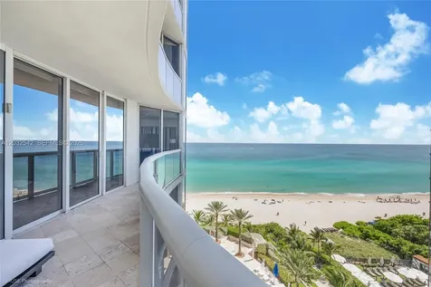 17201 Collins Ave# Den Sunny Isles Beach FL 33160