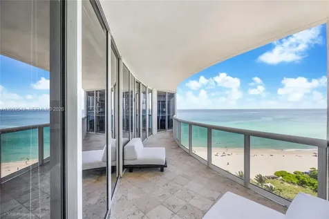 17201 Collins Ave# Den Sunny Isles Beach FL 33160