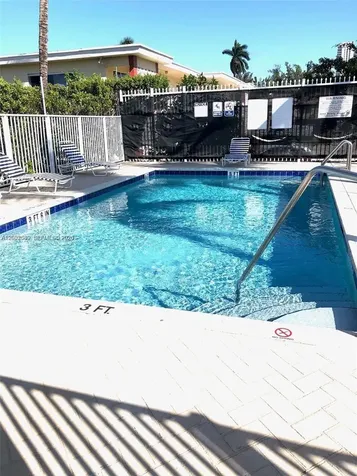 2090 NE 167th Street North Miami Beach FL 33162