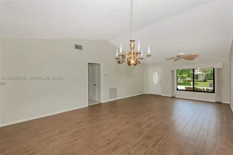 7905 Cloverfield Circle Boca Raton FL 33433
