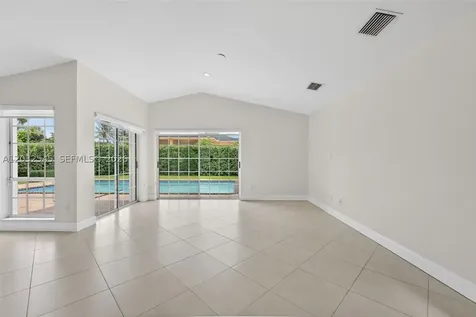8224 SW 178th Terrace Palmetto Bay FL 33157