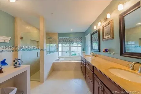 8224 SW 178th Terrace Palmetto Bay FL 33157
