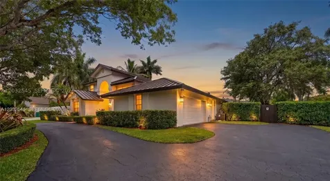8224 SW 178th Terrace Palmetto Bay FL 33157