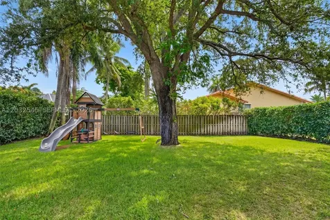 8224 SW 178th Terrace Palmetto Bay FL 33157