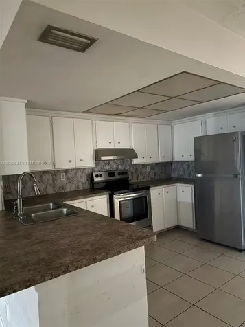 7813 NW 70th Court Tamarac FL 33321