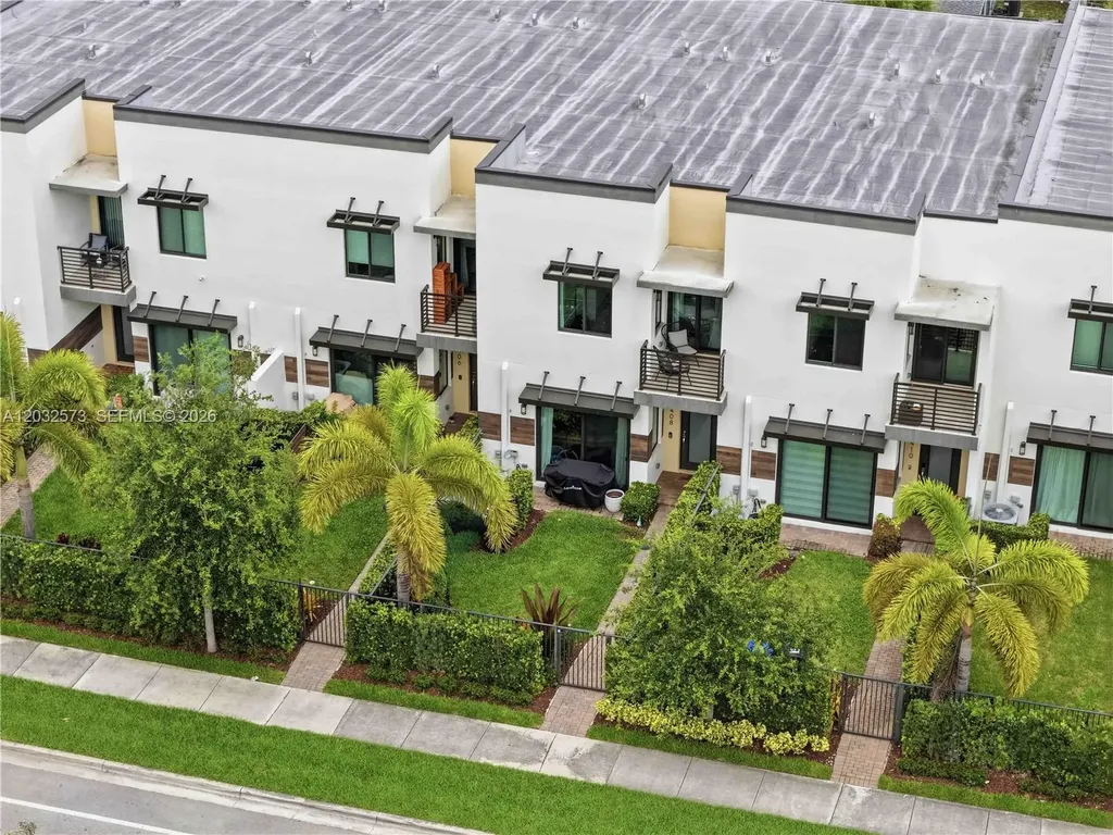 1408 SW 4th Avenue Fort Lauderdale FL 33315
