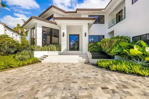 199 Caoba Court Coral Gables FL 33143