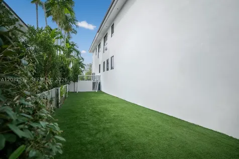 199 Caoba Court Coral Gables FL 33143