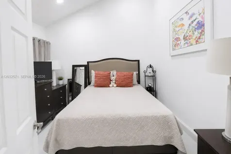 1127 SW 134th Place Miami FL 33184