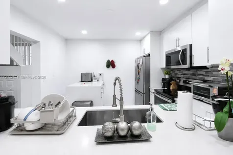 1127 SW 134th Place Miami FL 33184
