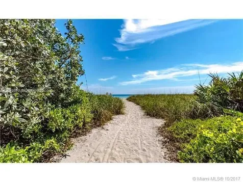 5005 Collins Avenue Miami Beach FL 33140