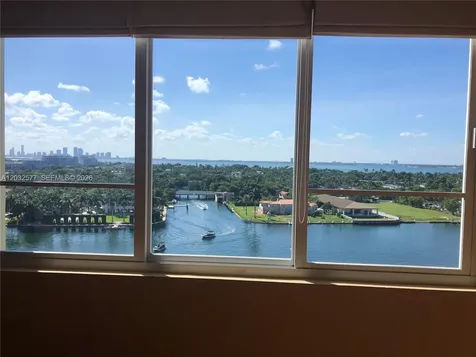 5005 Collins Avenue Miami Beach FL 33140