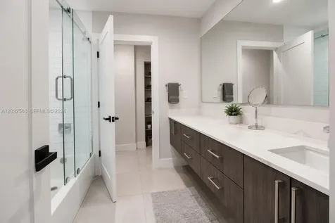 8700 SW 175th Street Palmetto Bay FL 33157