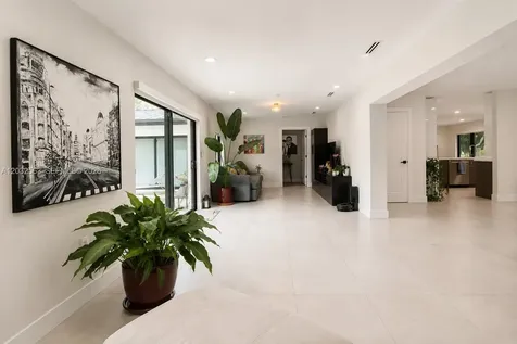 8700 SW 175th Street Palmetto Bay FL 33157