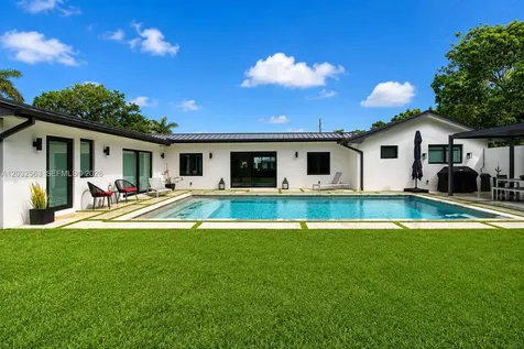 8700 SW 175th Street Palmetto Bay FL 33157