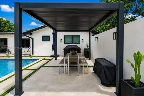 8700 SW 175th Street Palmetto Bay FL 33157
