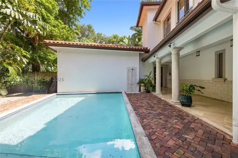 6550 SW 75th Terrace South Miami FL 33143