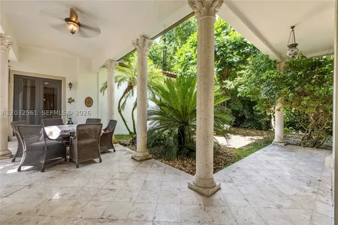 6550 SW 75th Terrace South Miami FL 33143