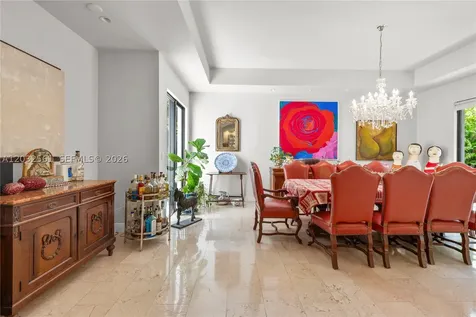 6550 SW 75th Terrace South Miami FL 33143