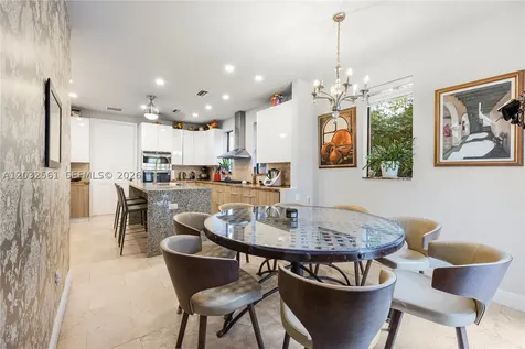 6550 SW 75th Terrace South Miami FL 33143