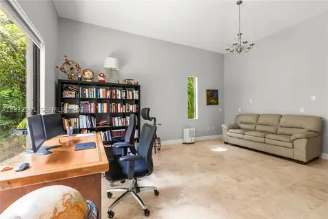 6550 SW 75th Terrace South Miami FL 33143