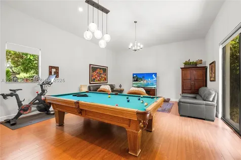 6550 SW 75th Terrace South Miami FL 33143