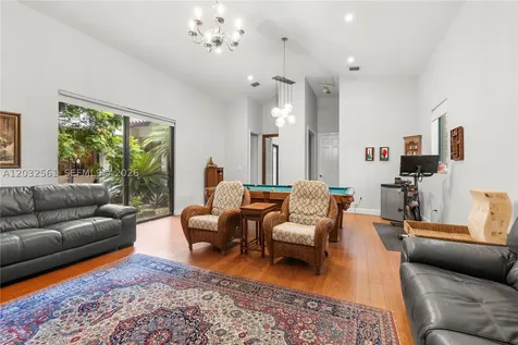 6550 SW 75th Terrace South Miami FL 33143