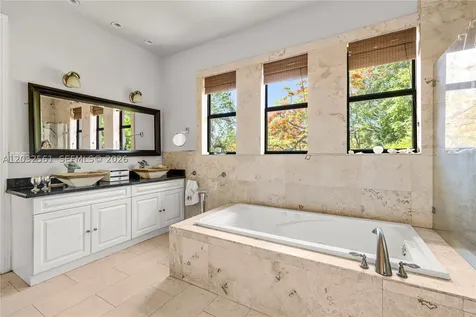 6550 SW 75th Terrace South Miami FL 33143