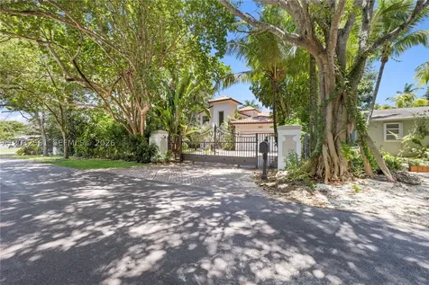 6550 SW 75th Terrace South Miami FL 33143