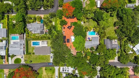 6550 SW 75th Terrace South Miami FL 33143