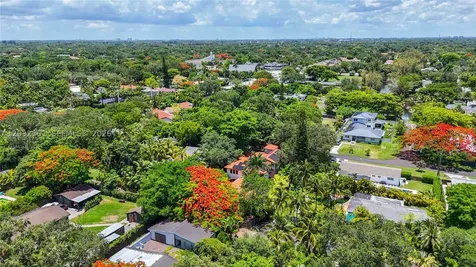 6550 SW 75th Terrace South Miami FL 33143
