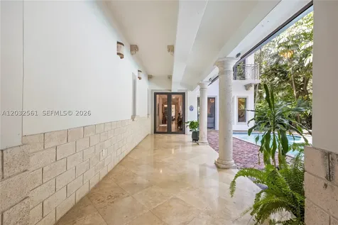 6550 SW 75th Terrace South Miami FL 33143