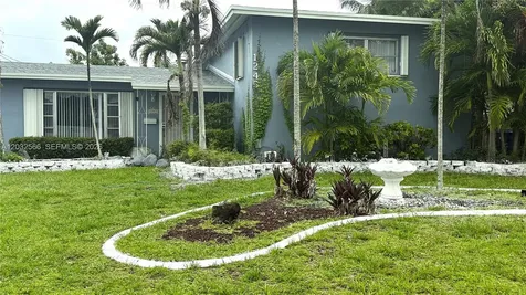 1245 NE 203rd Street Miami FL 33179