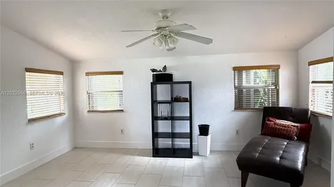 1245 NE 203rd Street Miami FL 33179