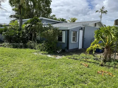 1245 NE 203rd Street Miami FL 33179