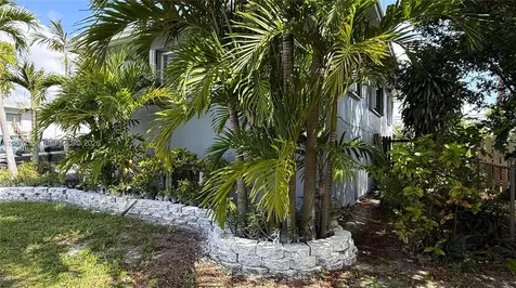 1245 NE 203rd Street Miami FL 33179