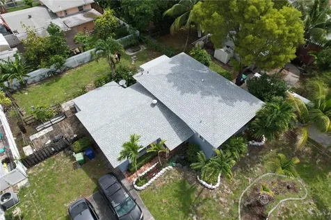 1245 NE 203rd Street Miami FL 33179