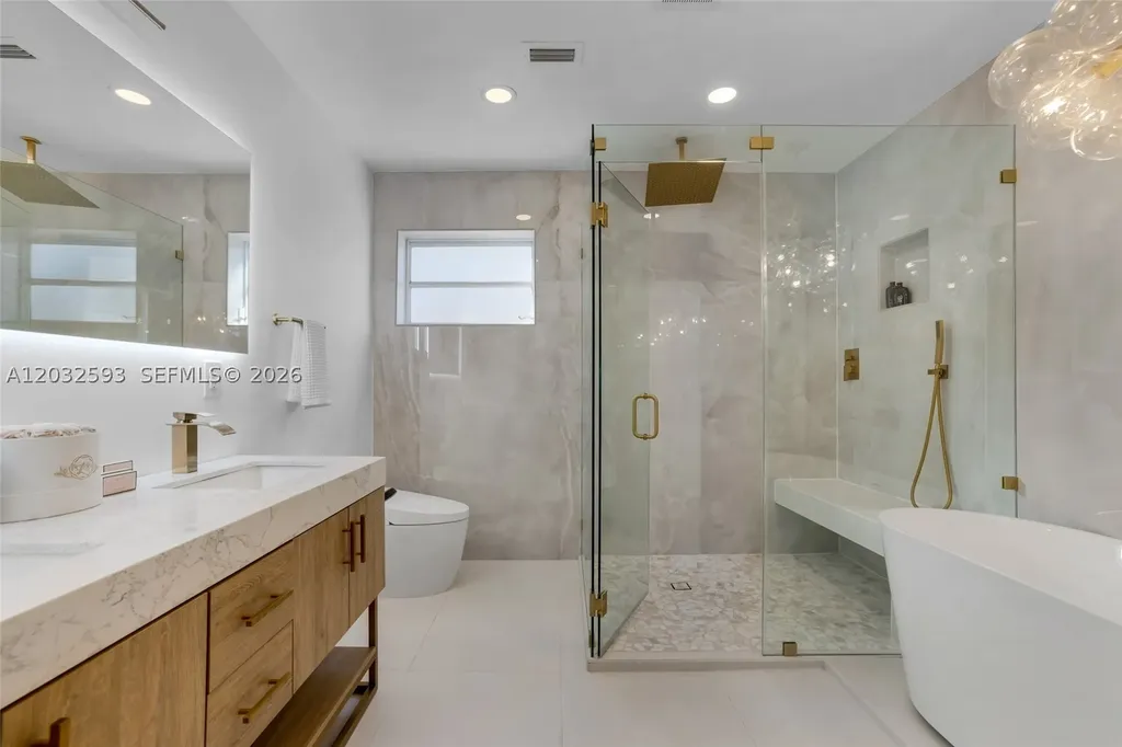 2101 N 56th Avenue Hollywood FL 33021