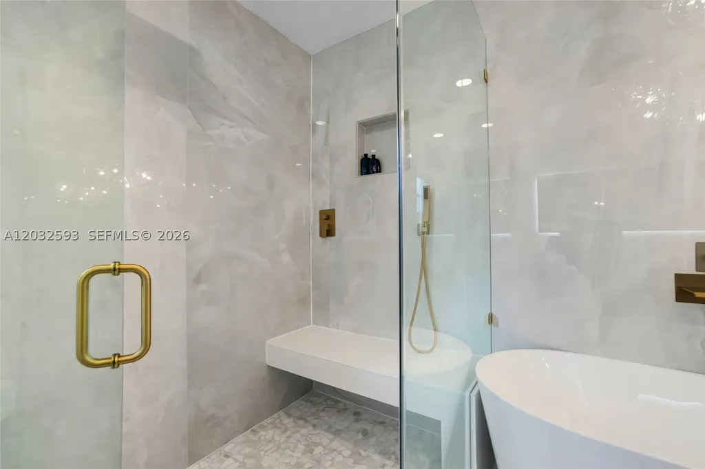 2101 N 56th Avenue Hollywood FL 33021